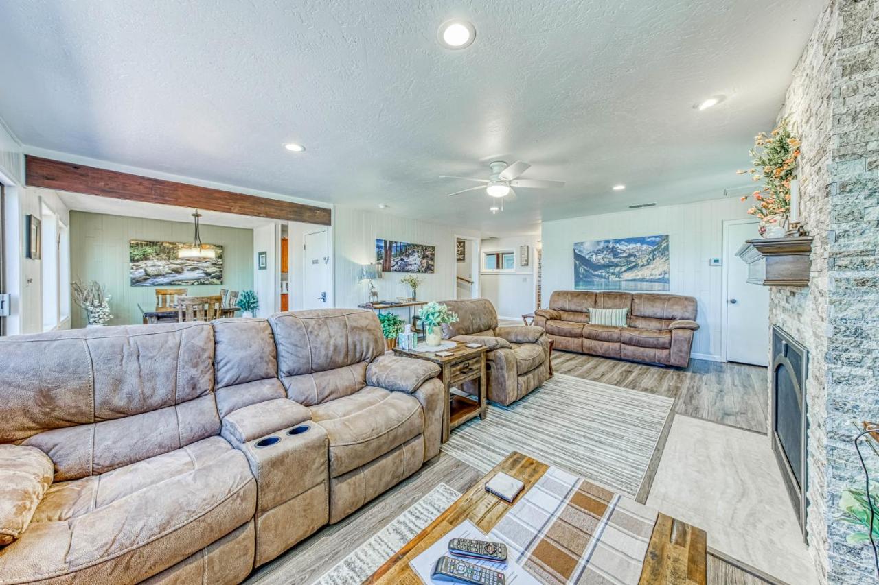 Yosemite West Family Chalet Екстер'єр фото