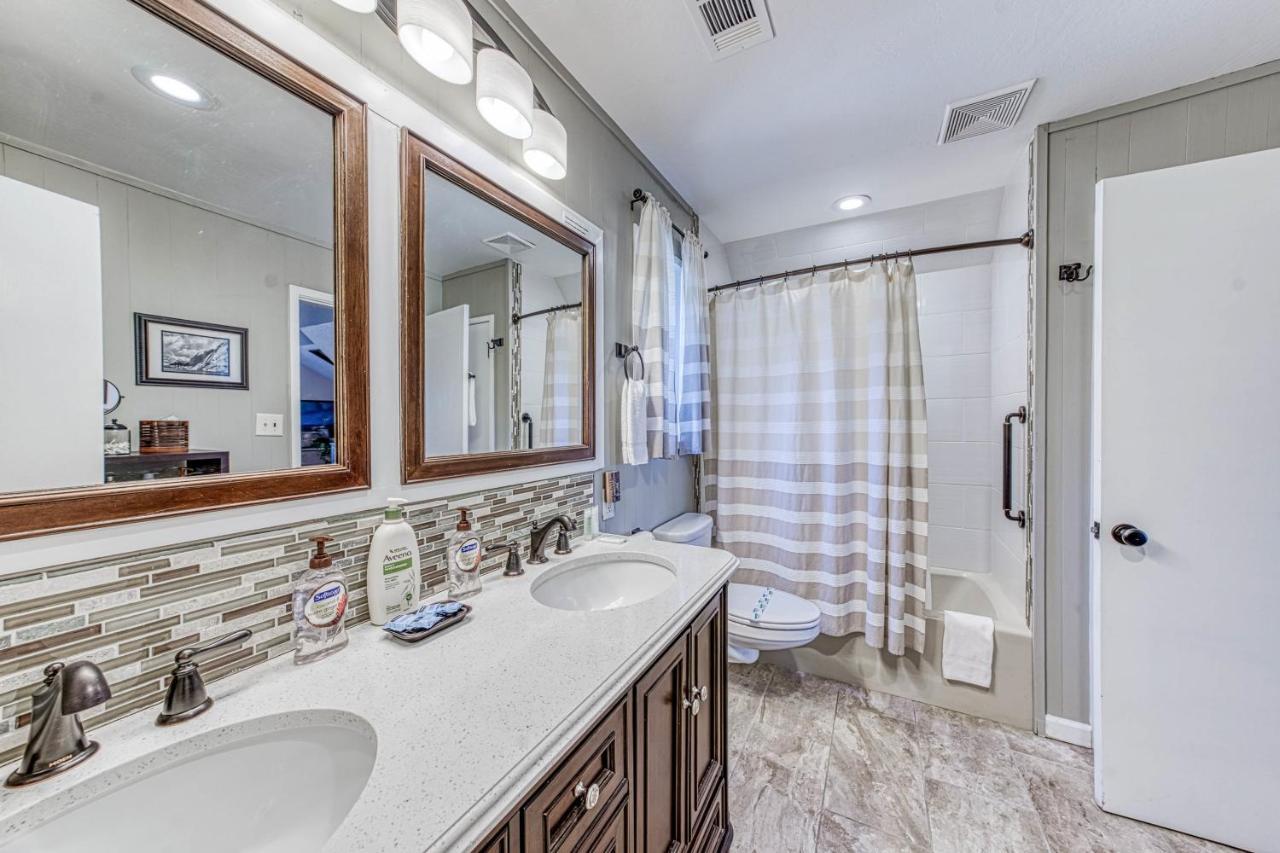 Yosemite West Family Chalet Екстер'єр фото